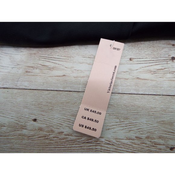 Victoria's Secret Black Mid-Rise Cheeky Medium - Picture 6 of 9